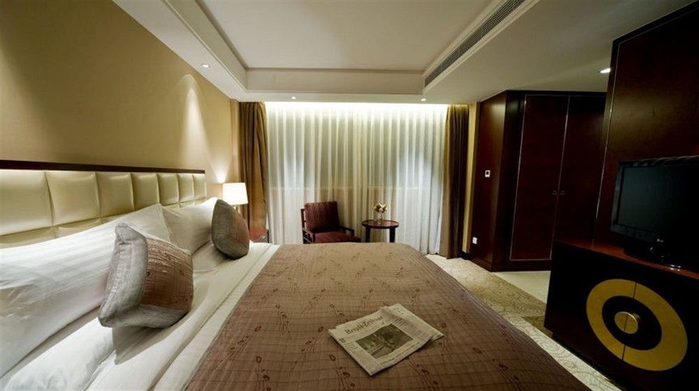 Doubletree By Hilton Shanghai Jing'An Room photo